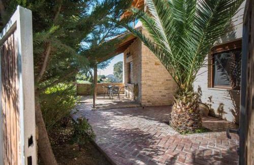 Villa Gogo offers privacy and pool - Foto 13