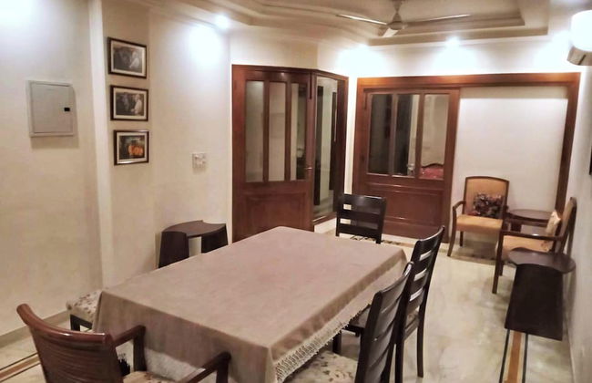 3 Bed Flat - Sleeps 6 - Parking - Wifi - Foto 7