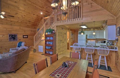 Smoky Mountain Cabin with Hot Tub and Views! - Foto 6