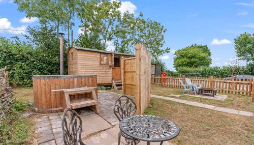 Unplug & Reconnect, Romantic Retreat with Hot Tub - Foto 4