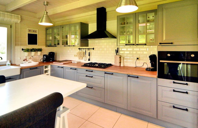 Luxurious Villa with Sauna, Hot Tub, Recreation Room, Large Enclosed Garden - Foto 13