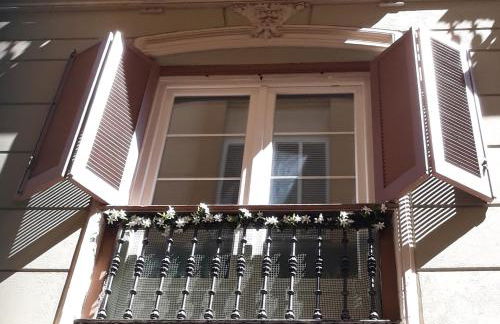 Stay Home & Away in the Heart of Historic Town of Malaga - Photo 24