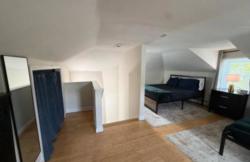Oakland Beach Cottage - Sleeps up to 4 - Photo 25