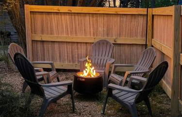 Peaceful & Modern Historic Norcross Home - Foto 3