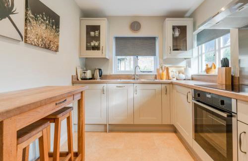 Corner Cottage - Photo 5