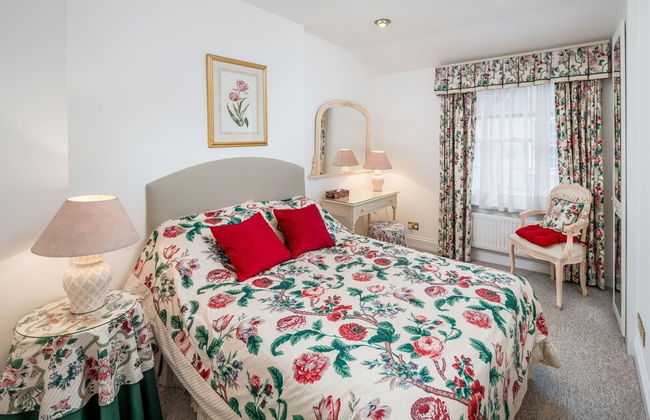 JOIVY Fabulous 4Br House W/Terrace At The Heart Of Notting Hill - Photo 9