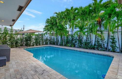 Lynoras Luxe Estate 3 bedroom 3 bath with Modern Design and Heated Pool - Foto 89