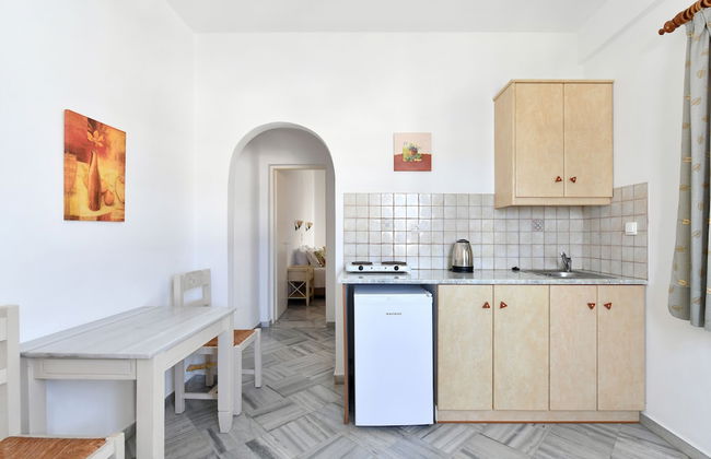 Hara Studios and Apartments - Photo 40