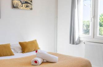 COSYFAMILY 1er étage Piscine -WIFI- NEUF-FAMILLE -15MIN PLAGE - TOP PROS SERVICESConciergerie - Foto 14