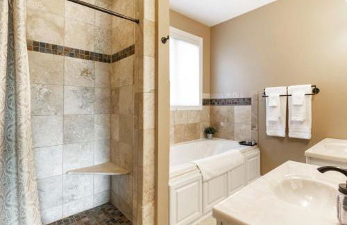 Cedar House Retreat - Photo 26