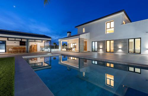 Palm Breeze Villa by Fidalsa - Foto 48