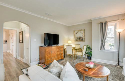 Family Apartment with Deck and Yard Near Northwestern - Foto 5