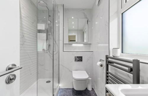 Salty Kisses - Sea Front Aparment - Foto 16