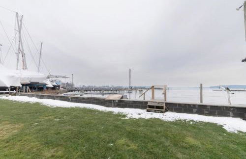 Waterfront Sodus Gem, Dock Game Loft Bay View - Foto 34