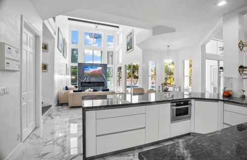 Luxury House with Movie Theater - Foto 56