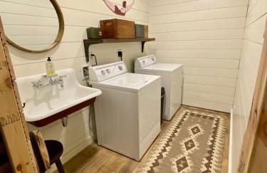 Charming Lakeside Lodging in Minocqua Perfect for a Nature Escape in Wisconsin - Foto 45