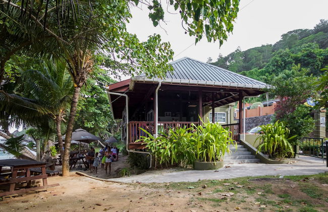 Surfers Self-Catering Chalets - Photo 18