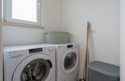 Villa Lola, with jacuzzi and private swimming pool - Photo 30