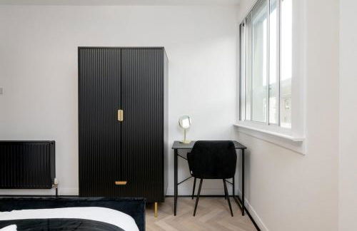 Royal Mile Retreat - Photo 37