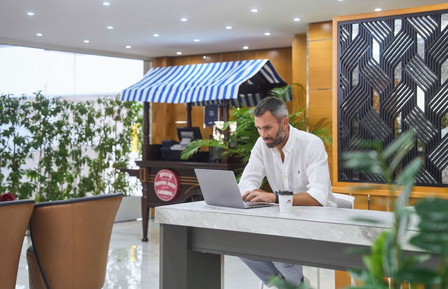 Golden Sands Hotel Apartments - Foto 2