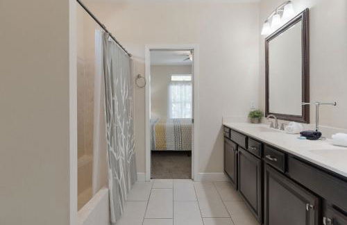 PalmTreeParadise Free Golf Cart 5 min walk 2 Beach - Foto 49