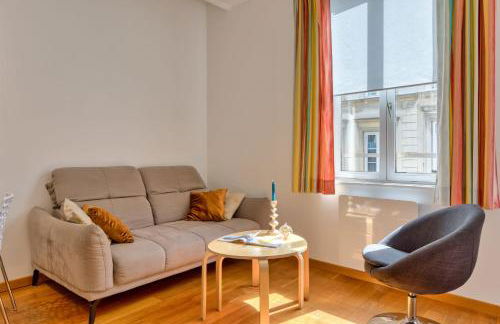 Virginie F2 central et agréable avec parking ! - Foto 2