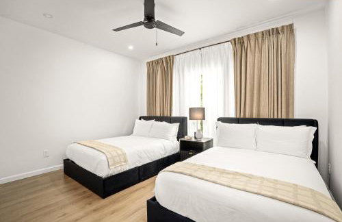 Gated Resort, 2 Homes, 9BR Ensuites, Slps27, Pool - Photo 36