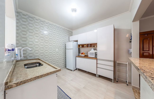 Charmoso Apto com piscina no Caiçara - Foto 5