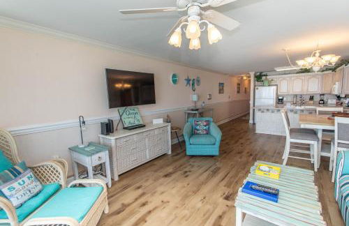 ROYAL GARDEN RESORT 401 condo - Photo 3