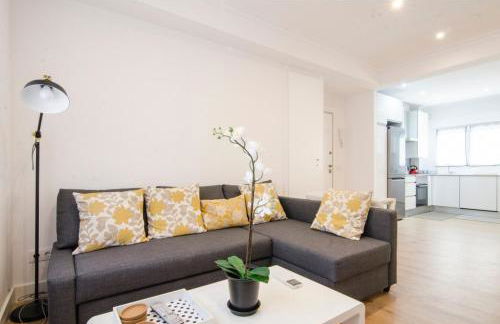 Bright Stylish 2BD 2BTH - CITY CENTRE - Photo 4