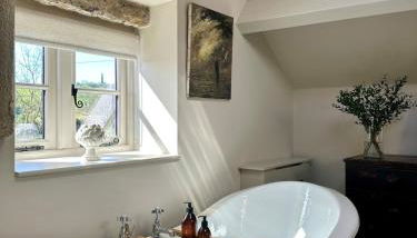 Cedar Cottage newly renovated cottage - Foto 3