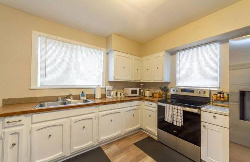 A Very Unique Quirky and Comfortable Home - Foto 47