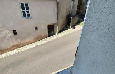 Liberté et Confort, appartement entier, moderne avec 2 chambres et cuisine équipée au coeur de Semur - Foto 79