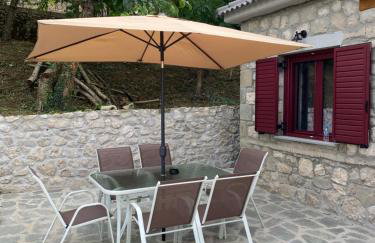 Mountain View Apartment - Photo 6