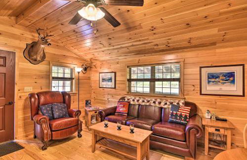 Parsons Cabin with Fire Pit and River Access! - Foto 1