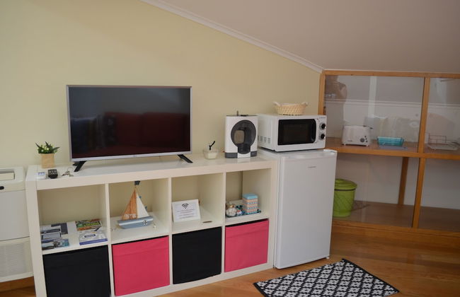 Cozy Studio at Carcavelos Beach - Photo 10