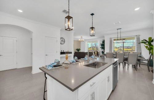 Spacious Villa near Disney w/Pool ,Game room - Foto 22