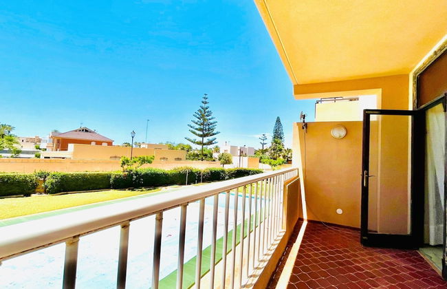 Mountain-view Apartment by Sea - Foto 33