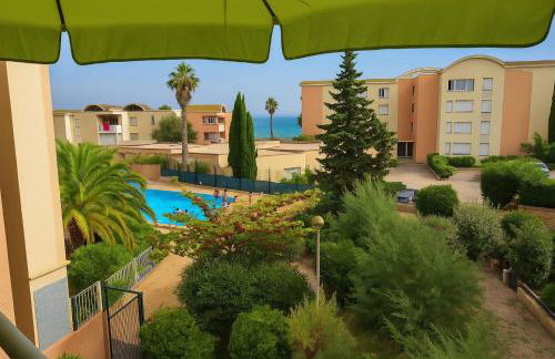 Le Thalassa II appartement T2 en bord de plage et du Port - Foto 1
