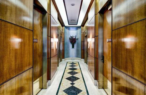 Finest Luxury 1 Bedroom Apartment - Photo 24