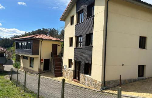 Apartamentos La Peral - Foto 5