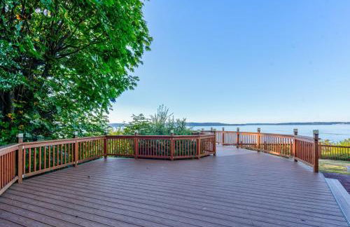 Beautiful Puget Sound Waterfront Villa - Foto 19