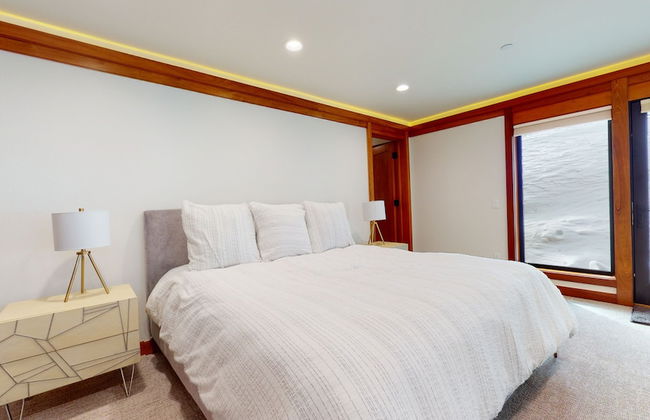 Obsidian Serenity -private Hot Tub - Foto 9