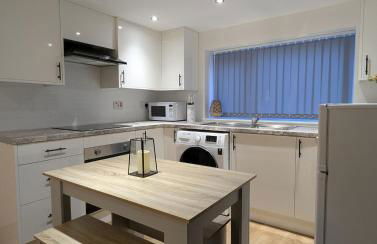 Newly Furnished Guest House Near City Centre - Foto 4