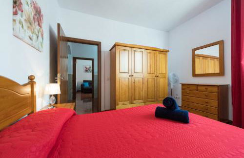 Private Solarium - 2BR House Near the Airport - Foto 25