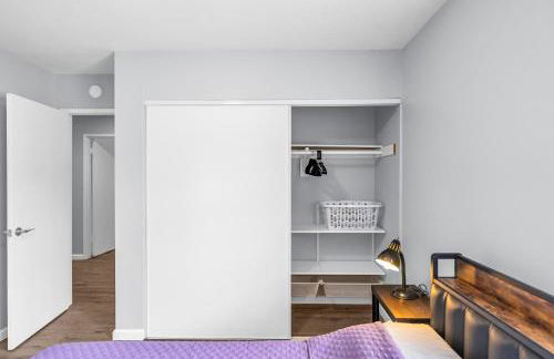 Sunny Simi Valley Valley 4BR 3BR LTR Modern Home Dedicated Work Place High Speed internet - Foto 17