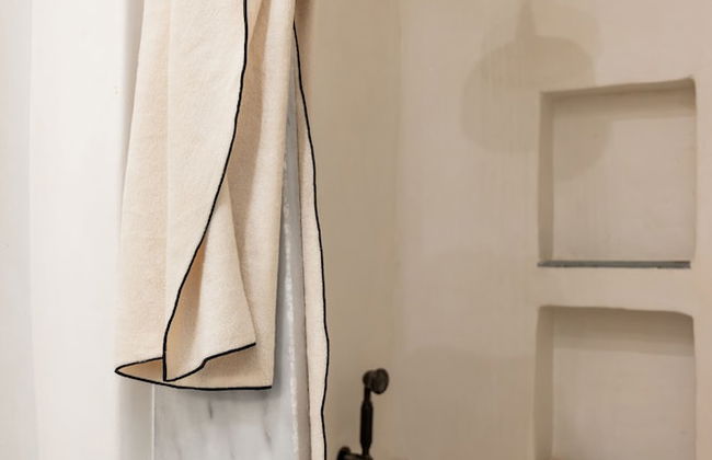 aniko suites White Alley - Photo 39