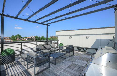 Loft condo by Mercedes Benz w balcony Apt 101 - Foto 25