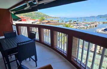 SUPER FLAT 180 graus em Angra dos Reis , Frente Mar na Marina Piratas com estacionamento - Foto 8