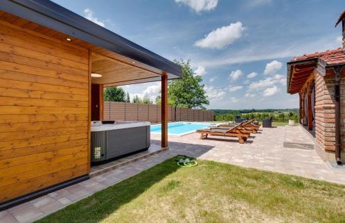 Nice Home In Gornje Plavnice With Wifi - Foto 2